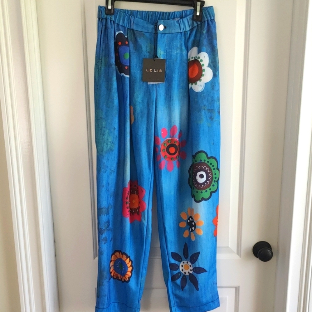 Le Lis Blue Floral Patterned Pants